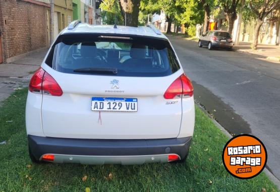 Autos - Peugeot 2008 Allure 2018 Nafta 125000Km - En Venta