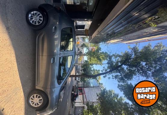 Autos - Renault Sandero 2023 Nafta 60000Km - En Venta