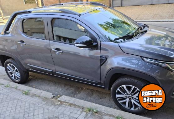 Camionetas - Fiat Strada volcano 2025 Nafta 23000Km - En Venta