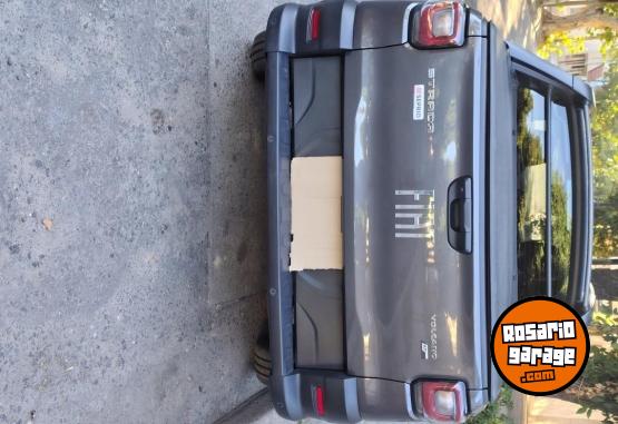 Camionetas - Fiat Strada volcano 2025 Nafta 23000Km - En Venta