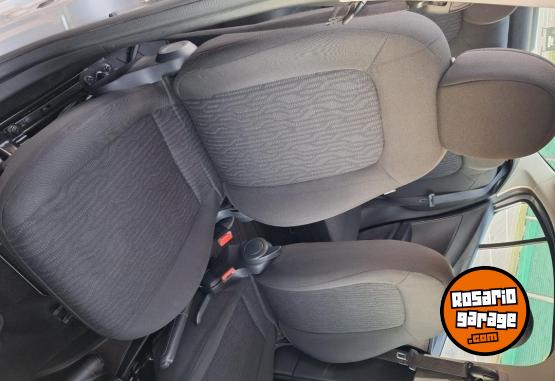 Autos - Fiat Cronos Attractive 1.3 2022 GNC 180000Km - En Venta