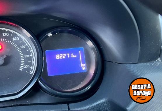 Autos - Renault Duster Oroch 2016 Nafta 82300Km - En Venta