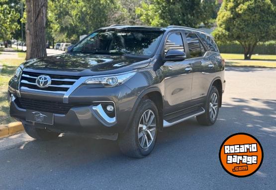 Camionetas - Toyota SW4 SRX AT 2021 Diesel 45000Km - En Venta