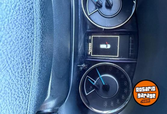 Camionetas - Toyota SW4 SRX AT 2021 Diesel 45000Km - En Venta