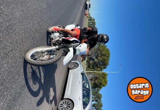 Motos - Honda Tornado 2019 Nafta 22000Km - En Venta