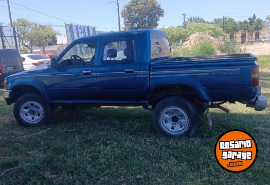 Camionetas - Toyota Hilux 4x4 1998 Diesel 200000Km - En Venta
