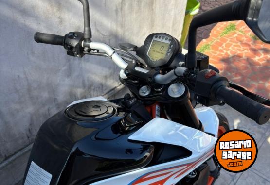 Motos - Ktm Duke 200 ng 2023 Nafta 4300Km - En Venta