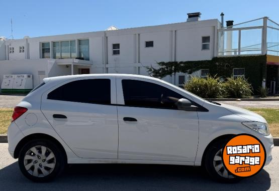 Autos - Chevrolet Onix LT 2017 Nafta 120000Km - En Venta