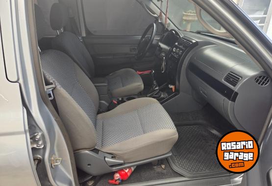 Camionetas - Nissan Frontier 2006 Diesel 205000Km - En Venta