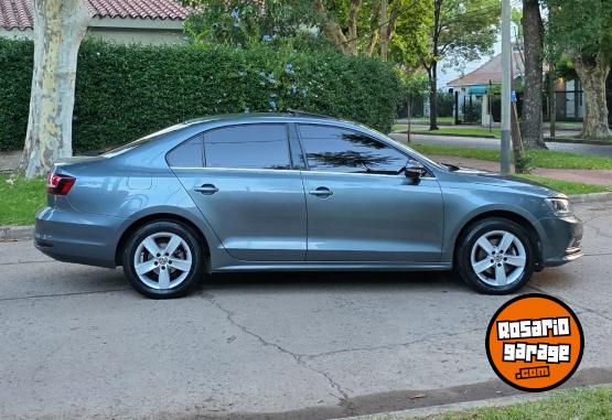 Autos - Volkswagen Vento 2017 Nafta 93000Km - En Venta