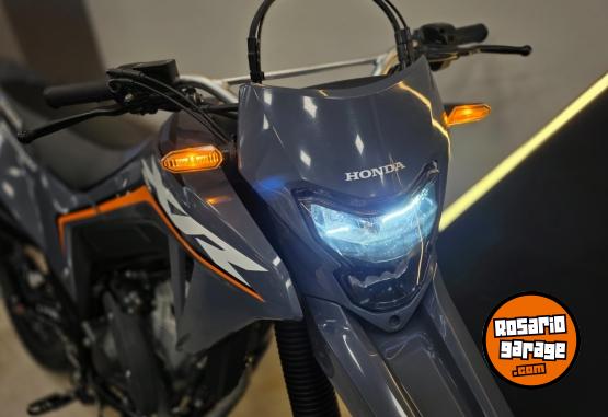 Motos - Honda HONDA TORNADO XR300L 2025 2025 Nafta 3600Km - En Venta