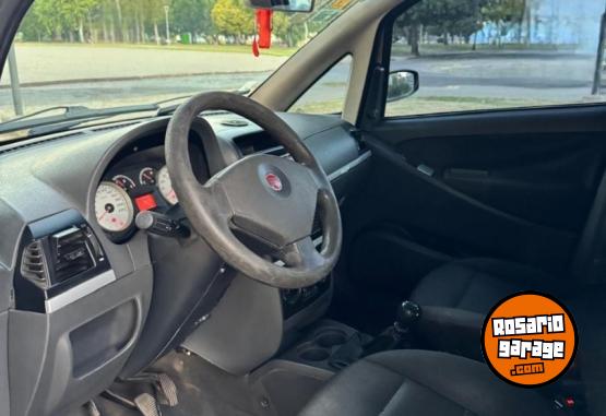Autos - Fiat IDEA 2009 Nafta 270000Km - En Venta