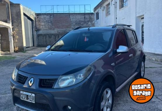 Autos - Renault Sandero Stepway Confort 1 2009 Nafta 136000Km - En Venta