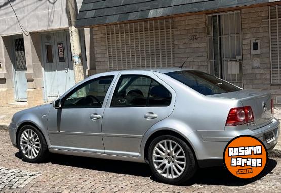 Autos - Volkswagen bora 1.8t 2010 Nafta 128000Km - En Venta