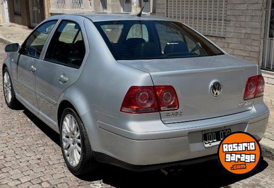 Autos - Volkswagen bora 1.8t 2010 Nafta 128000Km - En Venta