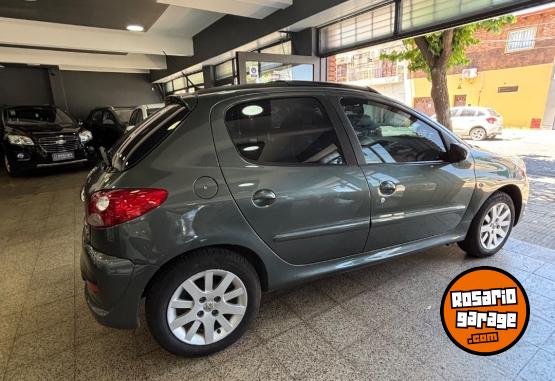 Autos - Peugeot 207 2009 Nafta 156000Km - En Venta
