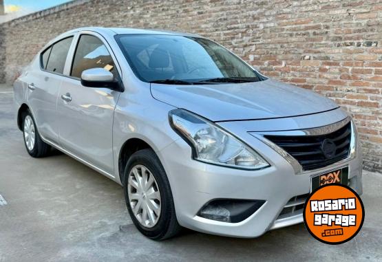 Autos - Nissan Versa 2017 Nafta - En Venta
