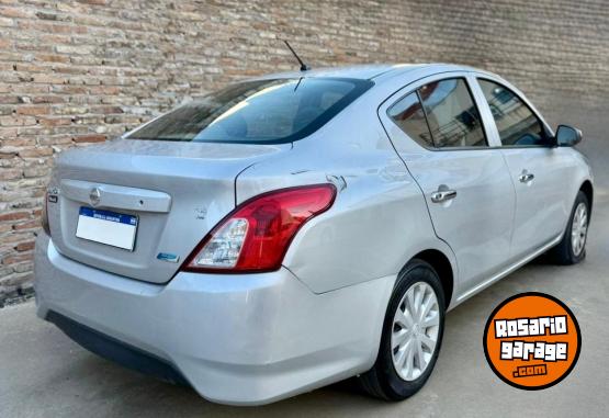 Autos - Nissan Versa 2017 Nafta - En Venta
