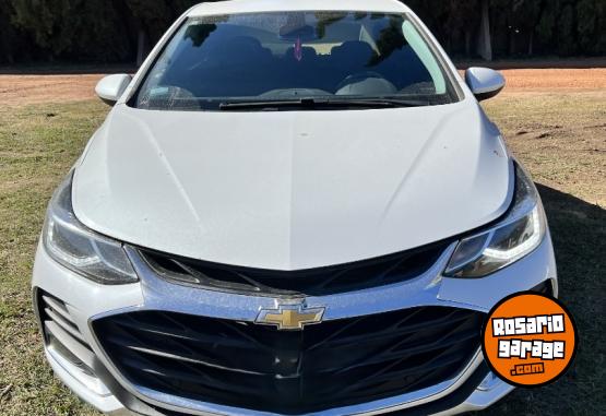 Autos - Chevrolet cruze ltz 1.4turbo 2022 Nafta 42000Km - En Venta