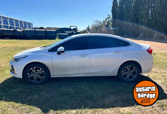 Autos - Chevrolet cruze ltz 1.4turbo 2022 Nafta 42000Km - En Venta