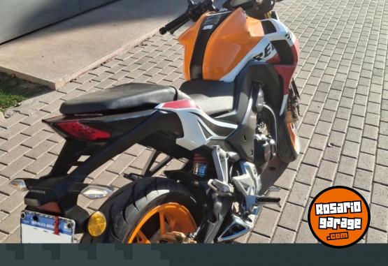 Motos - Honda Cb 190 Repsol 2017 Nafta 7500Km - En Venta
