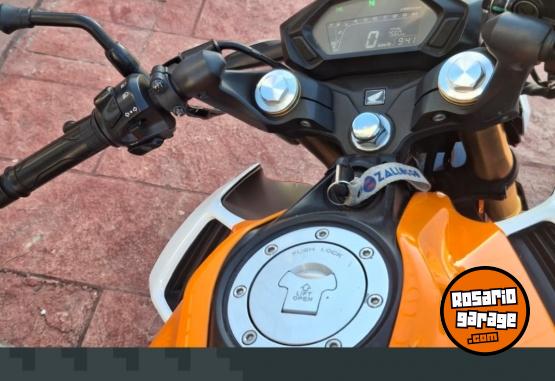 Motos - Honda Cb 190 Repsol 2017 Nafta 7500Km - En Venta