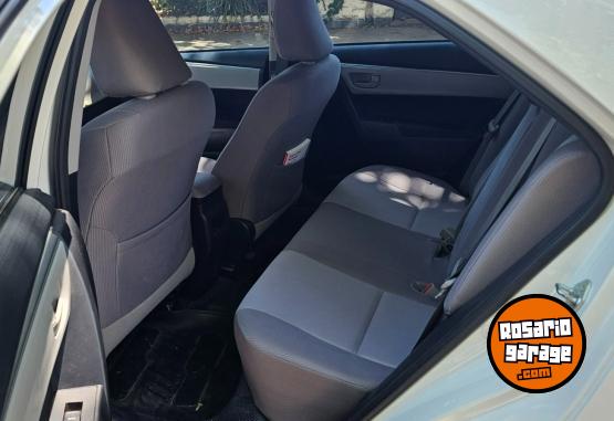 Autos - Toyota Corolla XEI 1.8 MT 140 cv 2014 Nafta 82000Km - En Venta