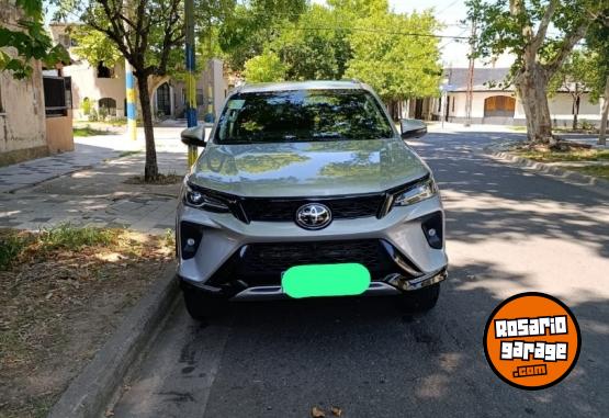 Camionetas - Toyota SW4 2024 Diesel 30000Km - En Venta