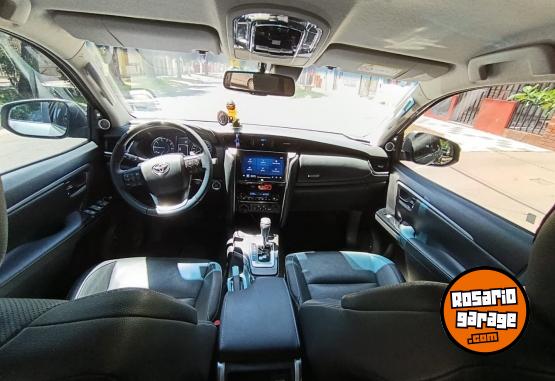 Camionetas - Toyota SW4 2024 Diesel 30000Km - En Venta