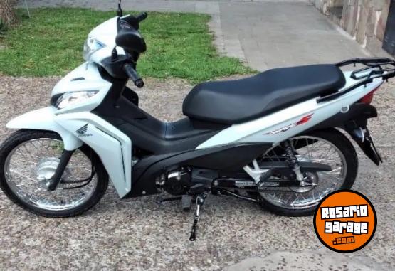 Motos - Honda Wave 110S 2023 Nafta 9500Km - En Venta