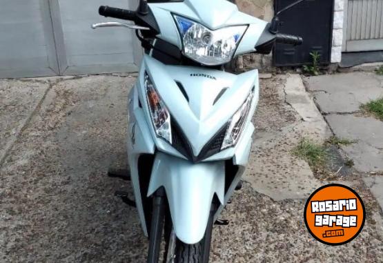 Motos - Honda Wave 110S 2023 Nafta 9500Km - En Venta