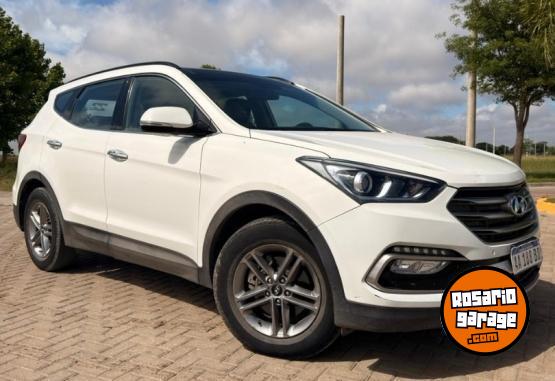 Camionetas - Hyundai Santa Fe 2016 Diesel 99000Km - En Venta