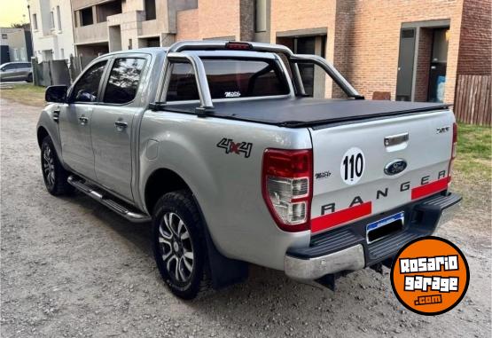Camionetas - Ford XLT 200cv 2017 Diesel 180000Km - En Venta