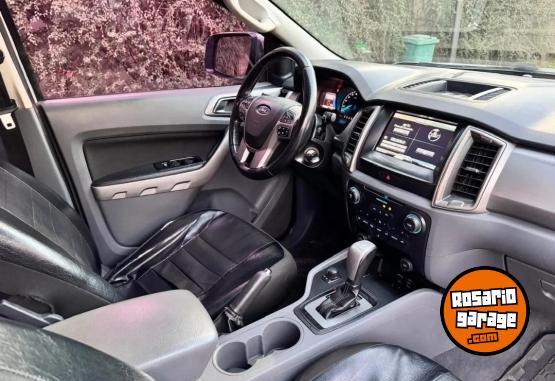 Camionetas - Ford XLT 200cv 2017 Diesel 180000Km - En Venta