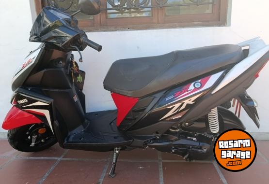 Motos - Yamaha ZR 2018 Nafta 11000Km - En Venta