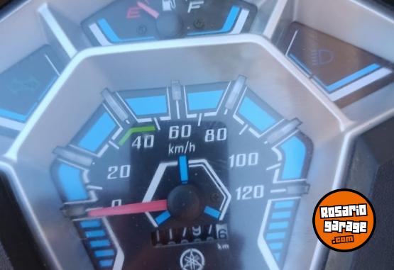 Motos - Yamaha ZR 2018 Nafta 11000Km - En Venta