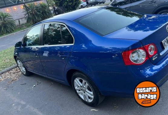 Autos - Volkswagen Vento 2.5 2010 GNC 99000Km - En Venta