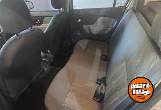 Autos - Renault Logan 2019 Nafta 119000Km - En Venta