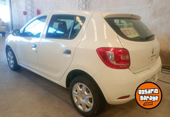 Autos - Renault Sandero 2018 Nafta 98000Km - En Venta