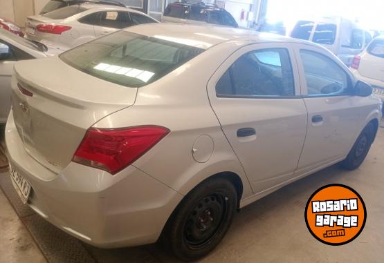 Autos - Chevrolet Onix 2021 Nafta 62000Km - En Venta