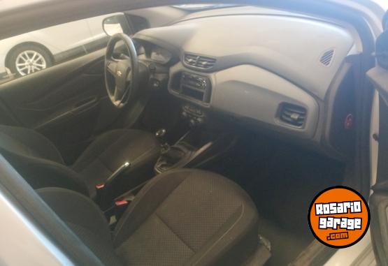 Autos - Chevrolet Onix 2021 Nafta 62000Km - En Venta