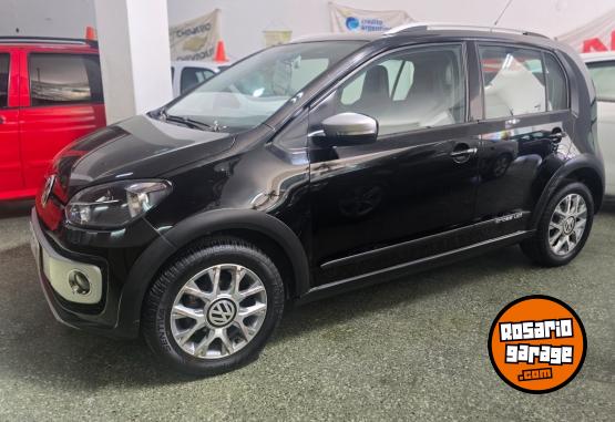 Autos - Volkswagen UP 1,0 MPI CROSs 2017 Nafta  - En Venta