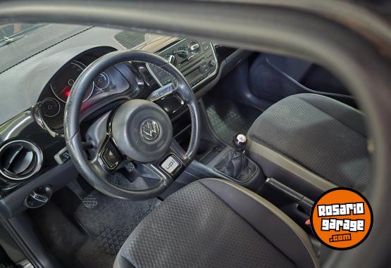 Autos - Volkswagen UP 1,0 MPI CROSs 2017 Nafta  - En Venta