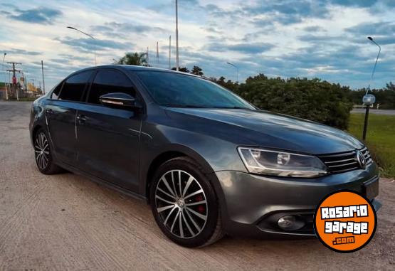 Autos - Volkswagen Vento 2.5 Luxury 2012 GNC 210000Km - En Venta