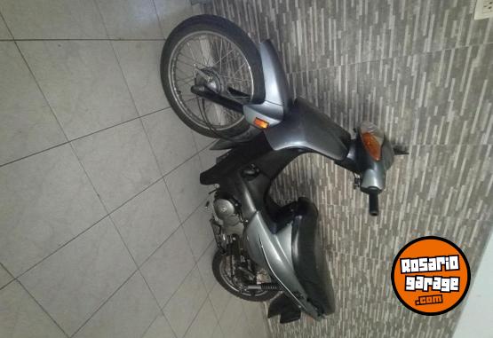 Motos - Guerrero 110 2019 Nafta 16000Km - En Venta