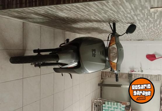 Motos - Guerrero 110 2019 Nafta 16000Km - En Venta
