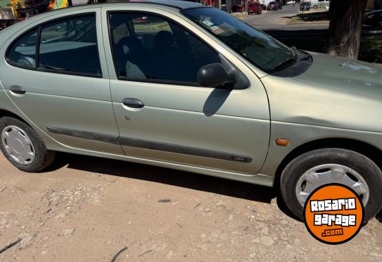 Autos - Renault Megane 1999 Nafta 111111Km - En Venta