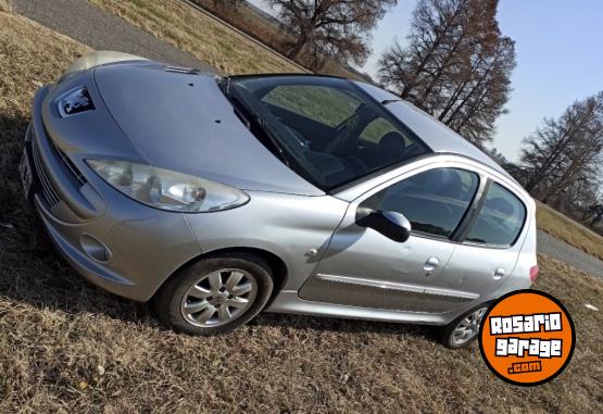 Autos - Peugeot 207 2012 Nafta 190000Km - En Venta