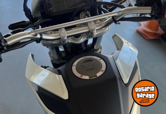 Motos - Honda 300 TORNADO 2025 Nafta 4477Km - En Venta