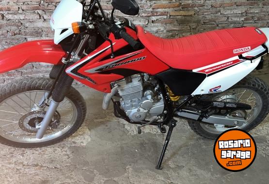 Motos - Honda Tornado 250 xr 2020 Nafta 5000Km - En Venta